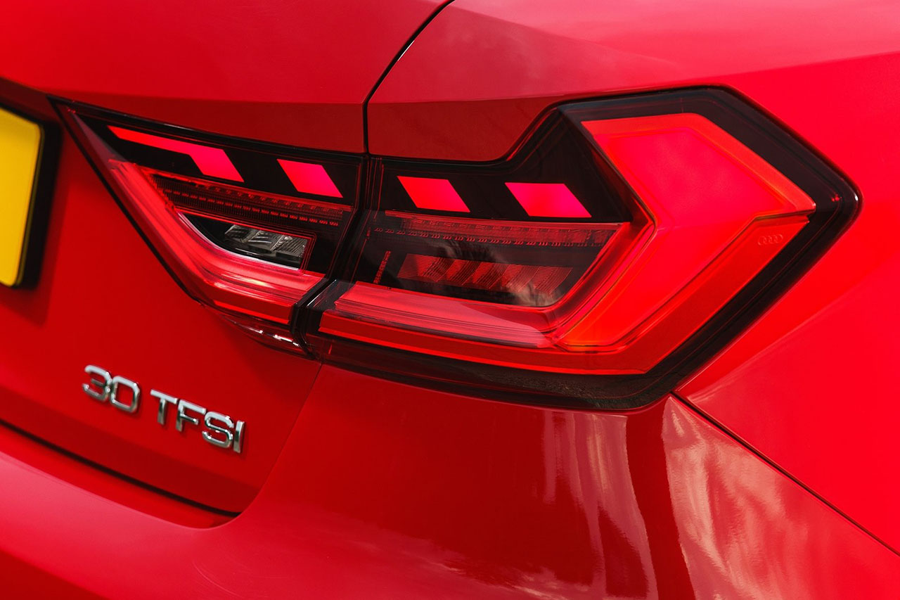 Audi-A1_Sportback_UK-Version-2019-1600-78.jpg