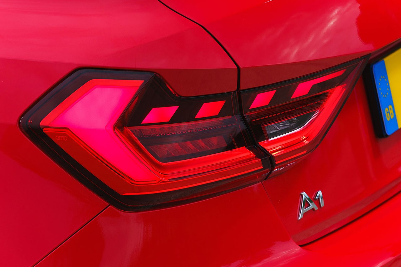 Audi-A1_Sportback_UK-Version-2019-1600-79.jpg
