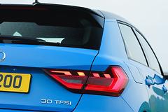 Audi-A1_Sportback_UK-Version-2019-1600-7c.jpg