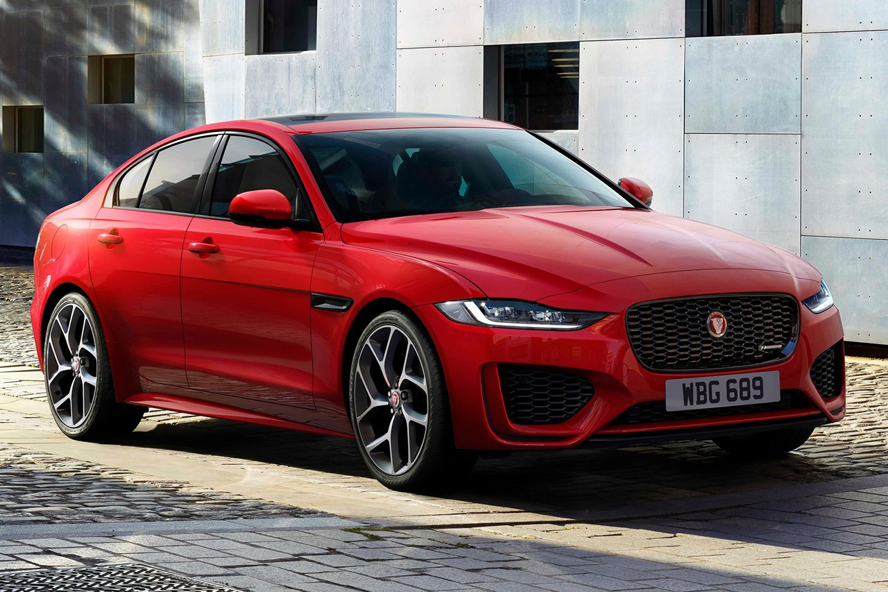 Jaguar-XE-2020-1600-03.jpg