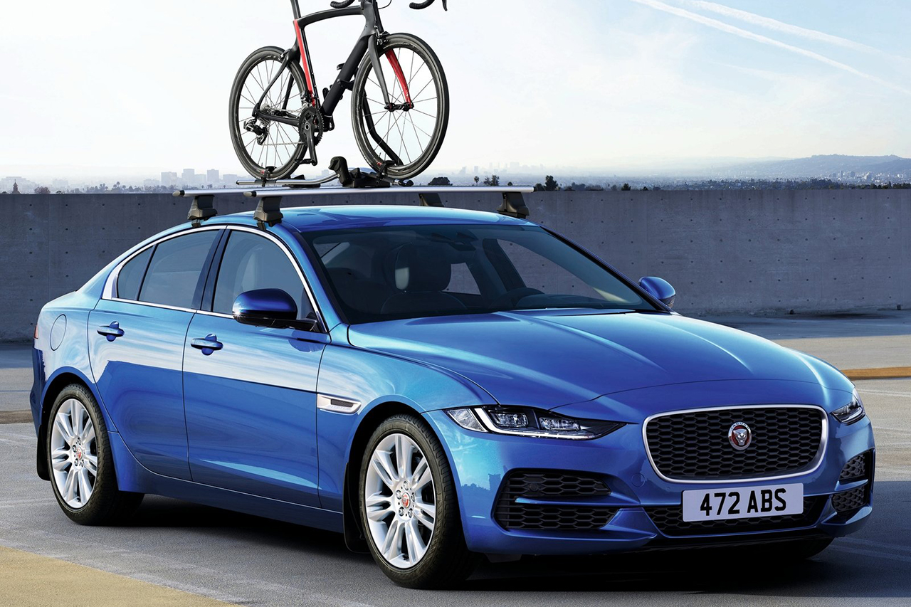 Jaguar-XE-2020-1600-05.jpg