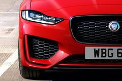 Jaguar-XE-2020-1600-27.jpg