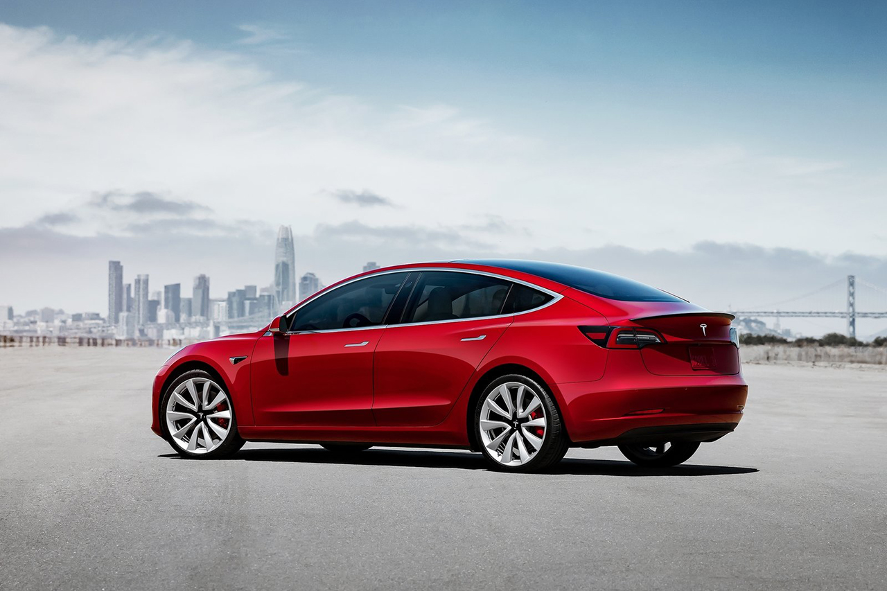 Tesla-Model_3-2018-1600-0e.jpg