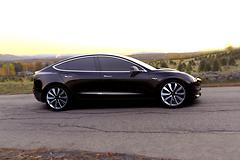 Tesla-Model_3-2018-1600-0c.jpg