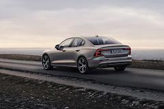 Volvo-S60-2019-1600-22.jpg