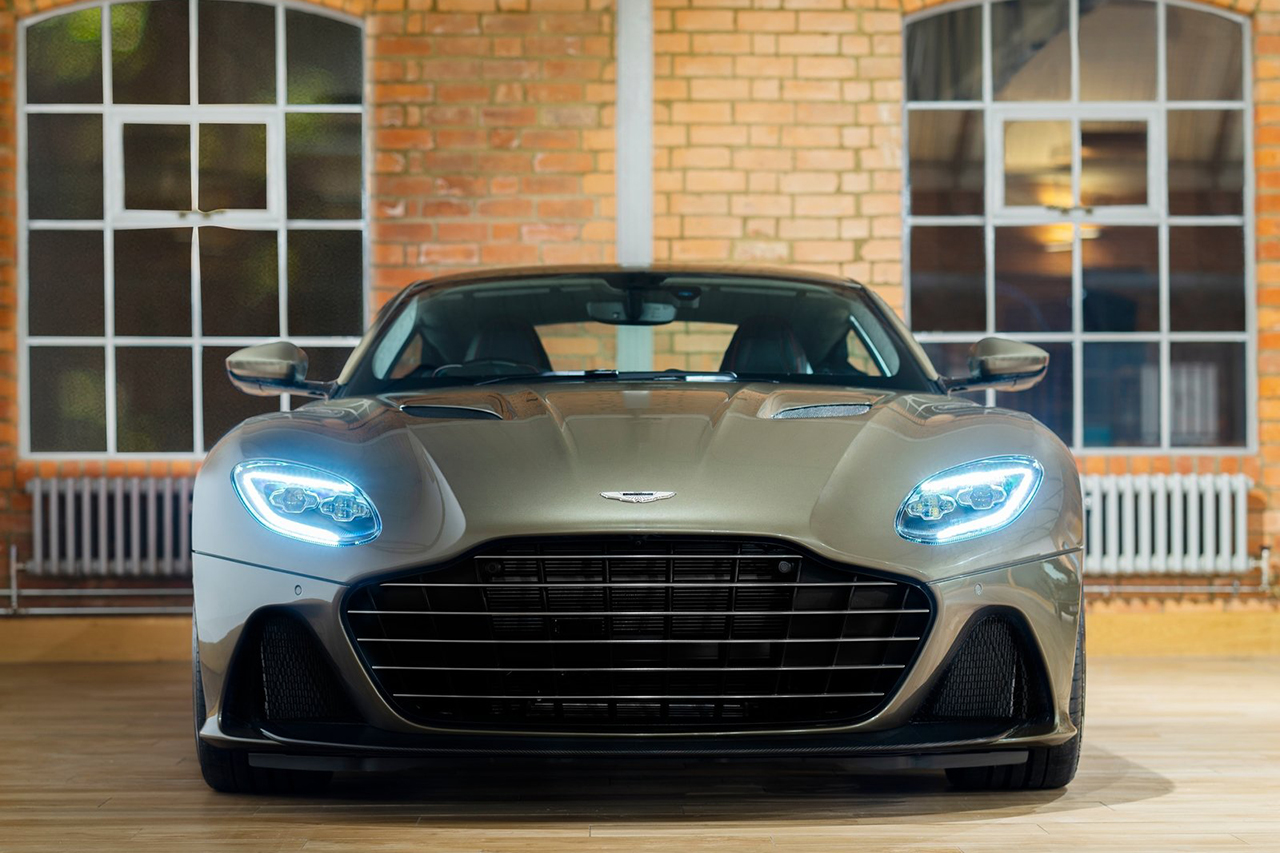 Aston_Martin-DBS_Superleggera_OHMSS_Edition-2019-1600-07.jpg