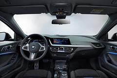 BMW-M135i-2020-1600-26.jpg
