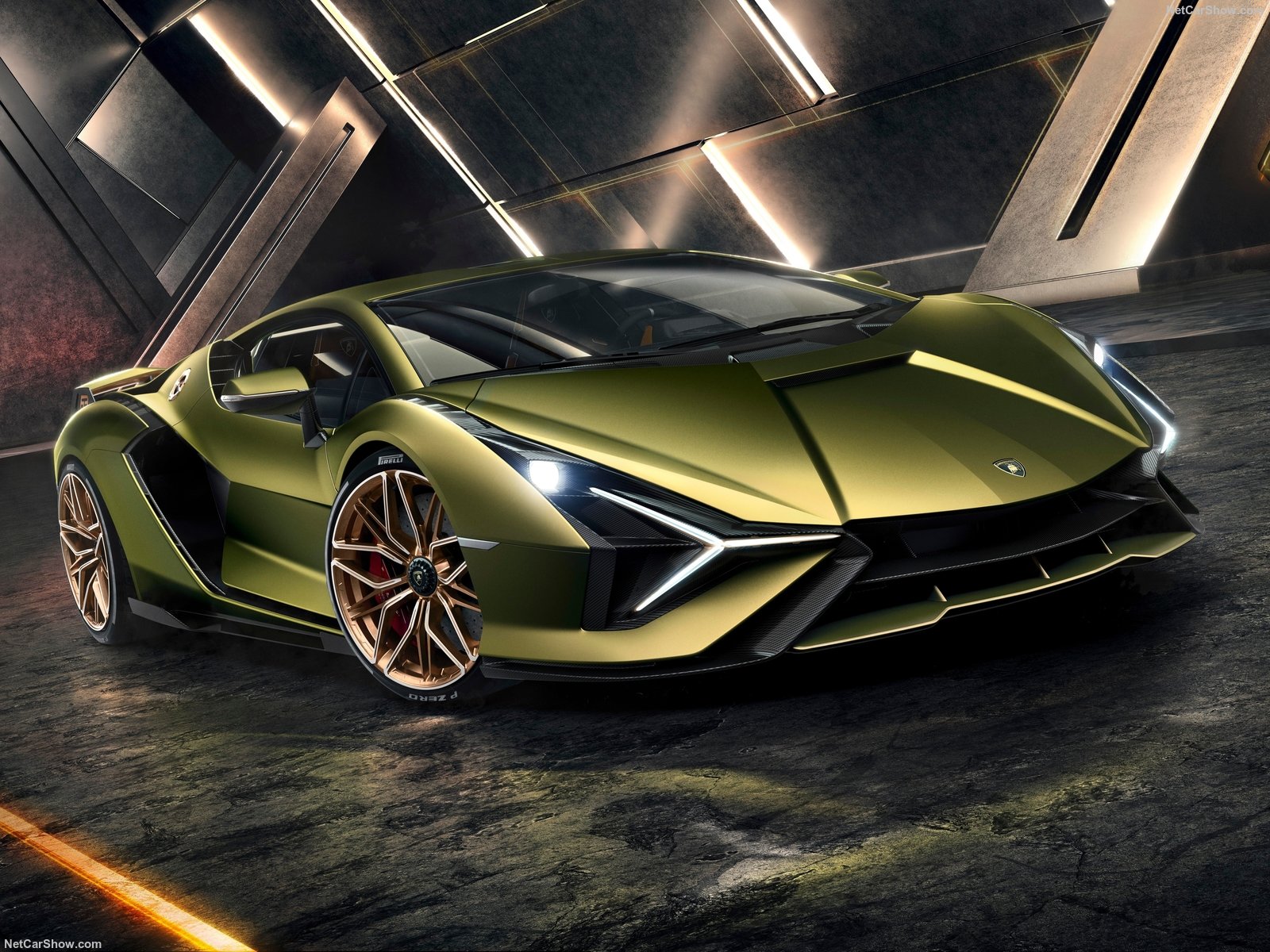 Lamborghini-Sian-2020-1600-02.jpg