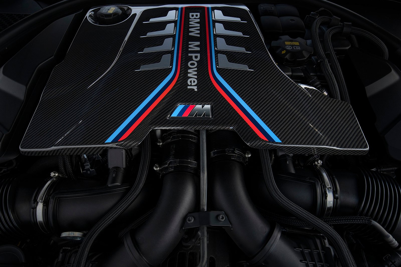 BMW-M8_Competition_Coupe-2020-1600-2f.jpg