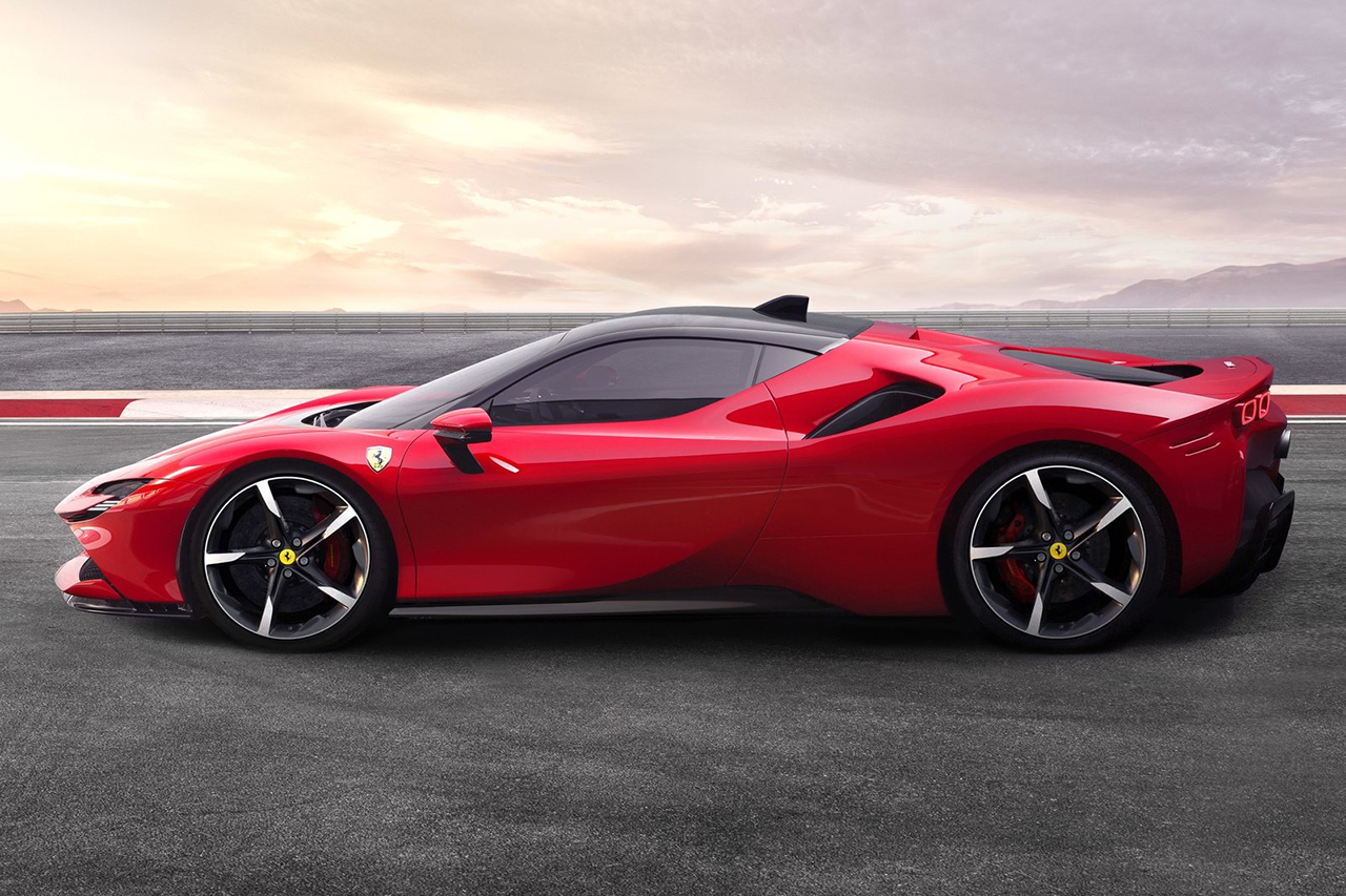 Ferrari-SF90_Stradale-2020-1600-02.jpg