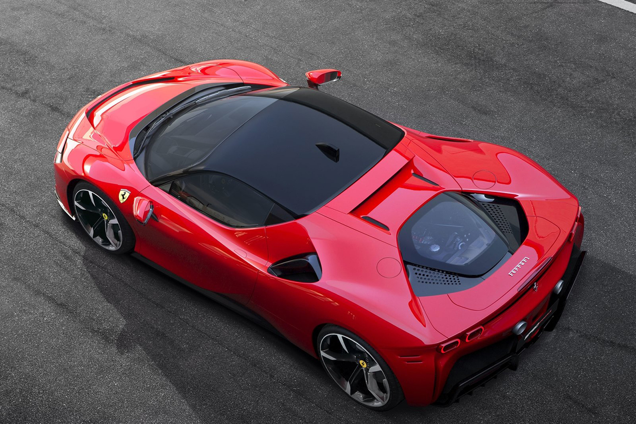 Ferrari-SF90_Stradale-2020-1600-03.jpg