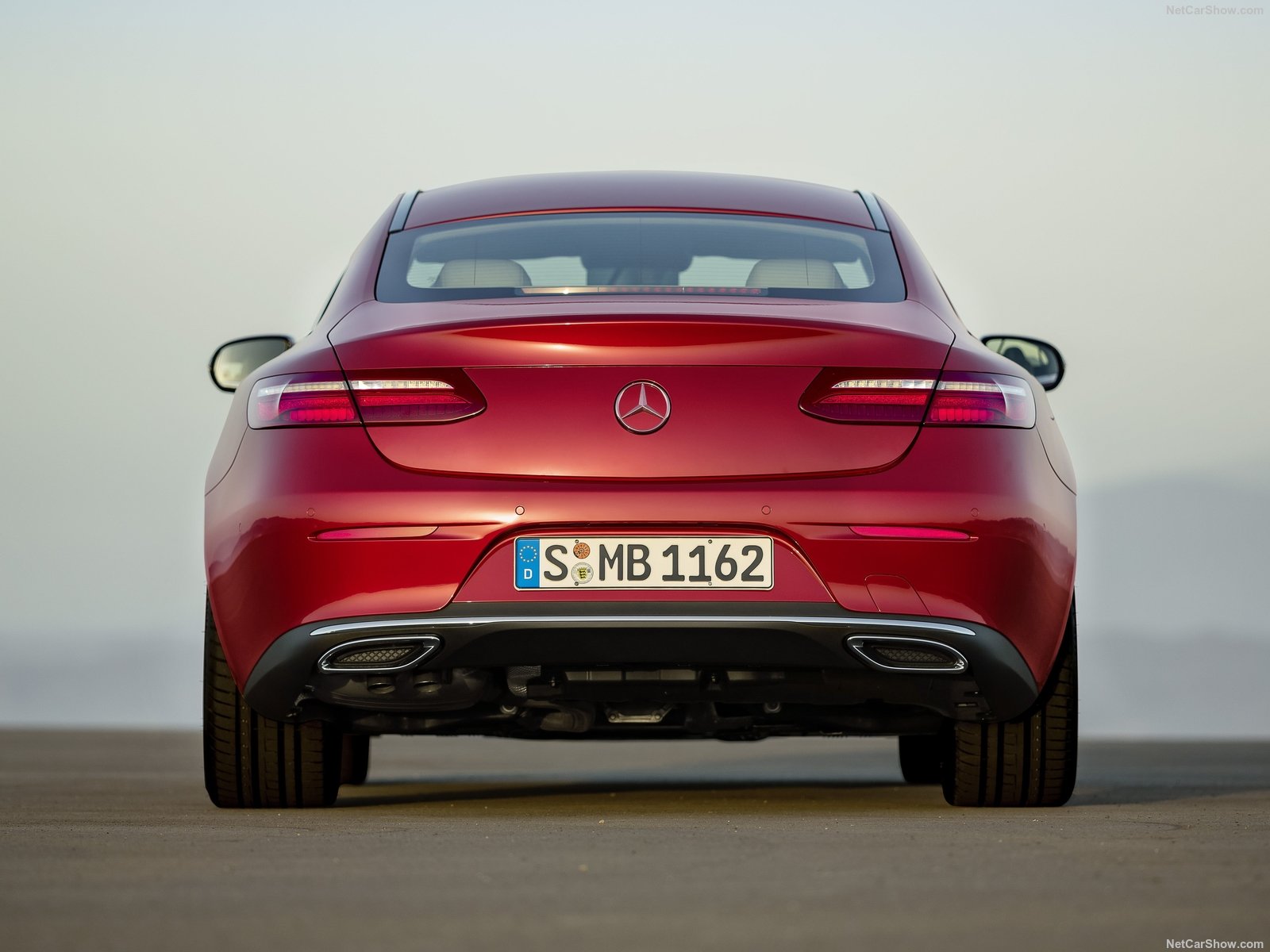 Mercedes-Benz-E-Class_Coupe-2017-1600-2a.jpg