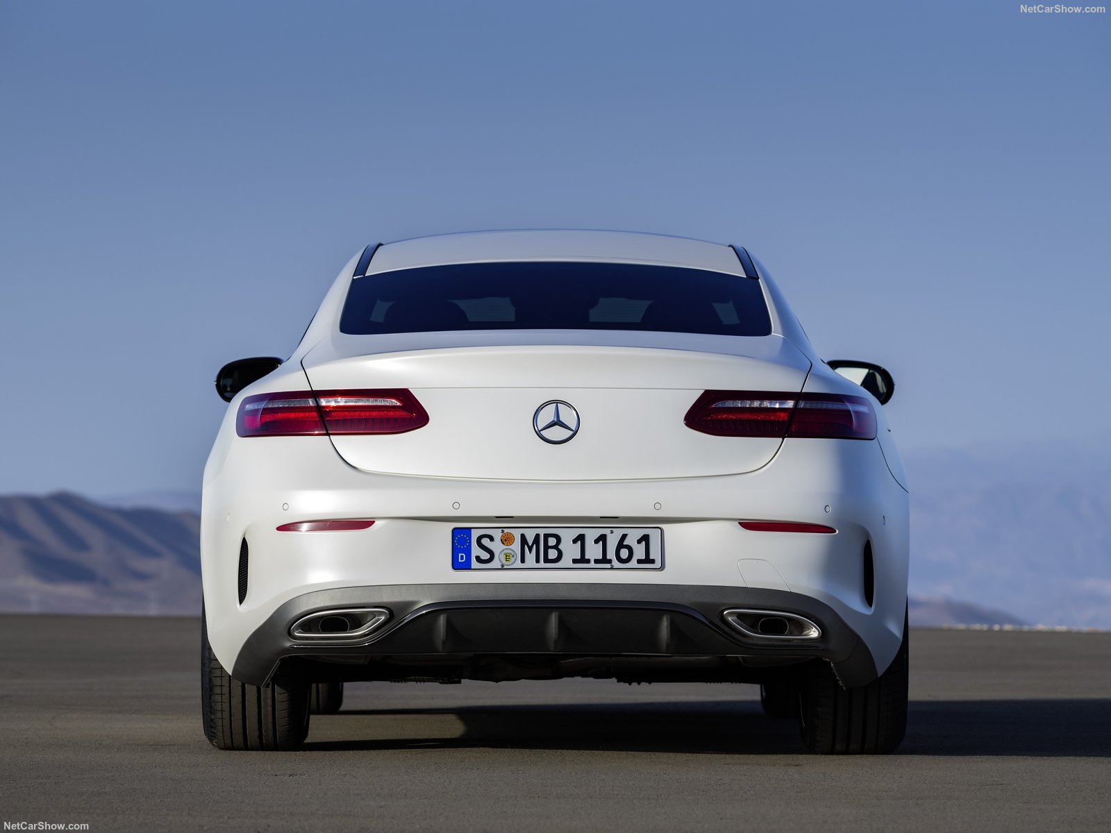 Mercedes-Benz-E-Class_Coupe-2017-1600-2b.jpg