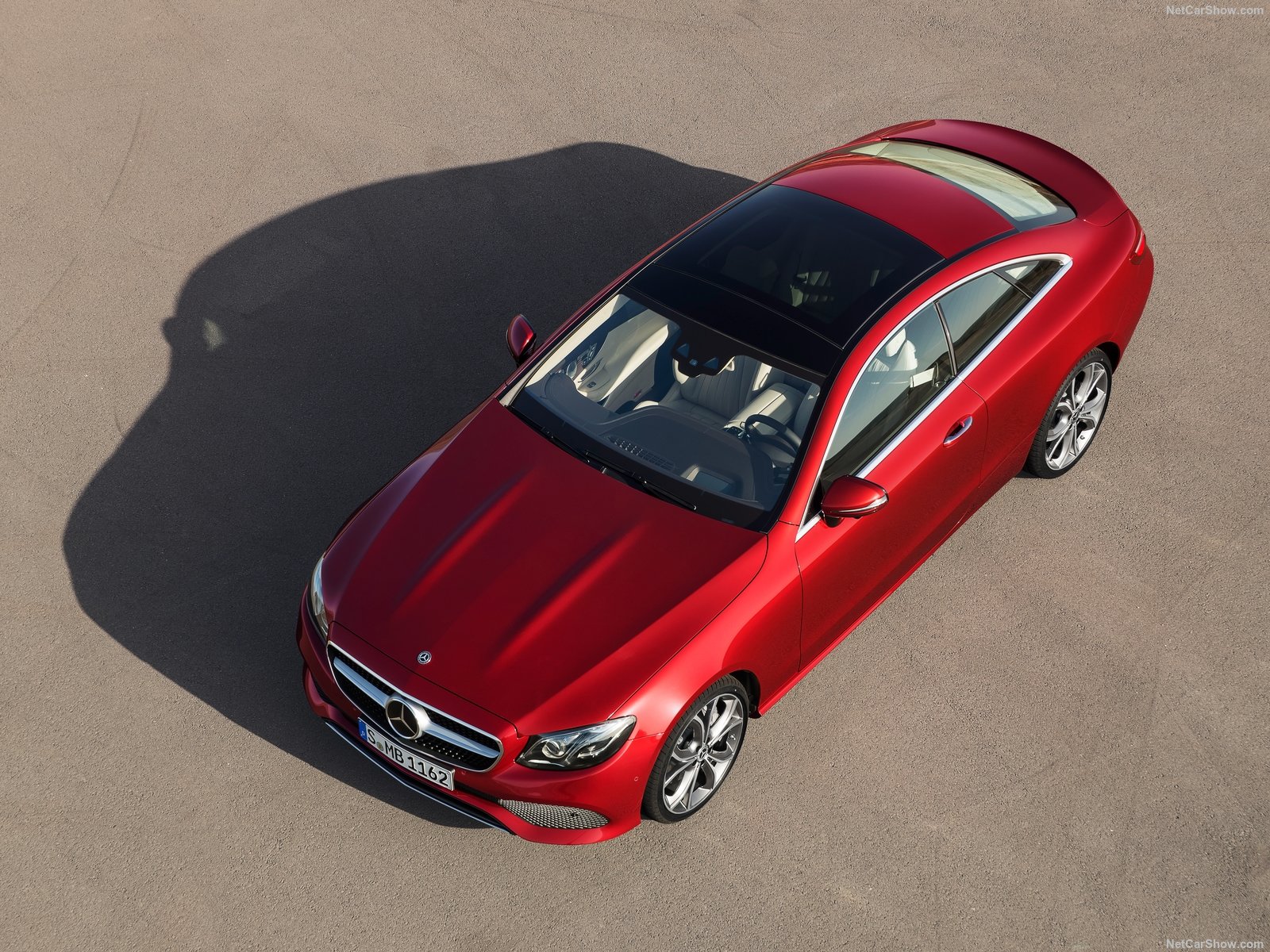 Mercedes-Benz-E-Class_Coupe-2017-1600-06.jpg