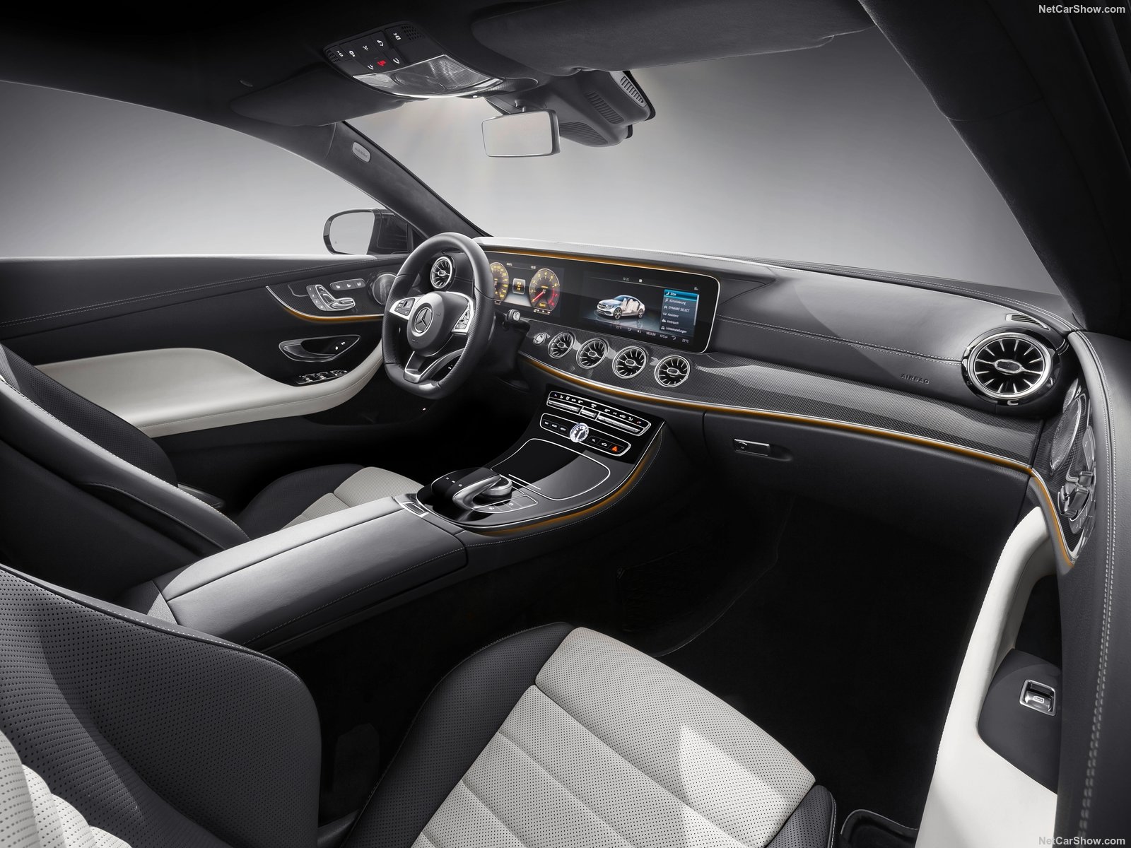 Mercedes-Benz-E-Class_Coupe-2017-1600-3b.jpg