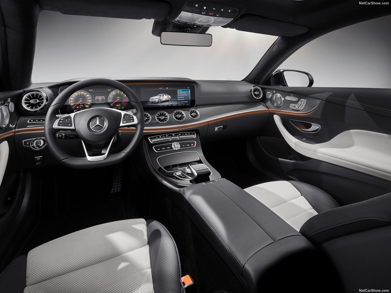 Mercedes-Benz-E-Class_Coupe-2017-1600-38.jpg