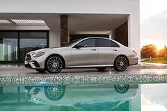 Mercedes-Benz-E-Class-2021-1600-05.jpg