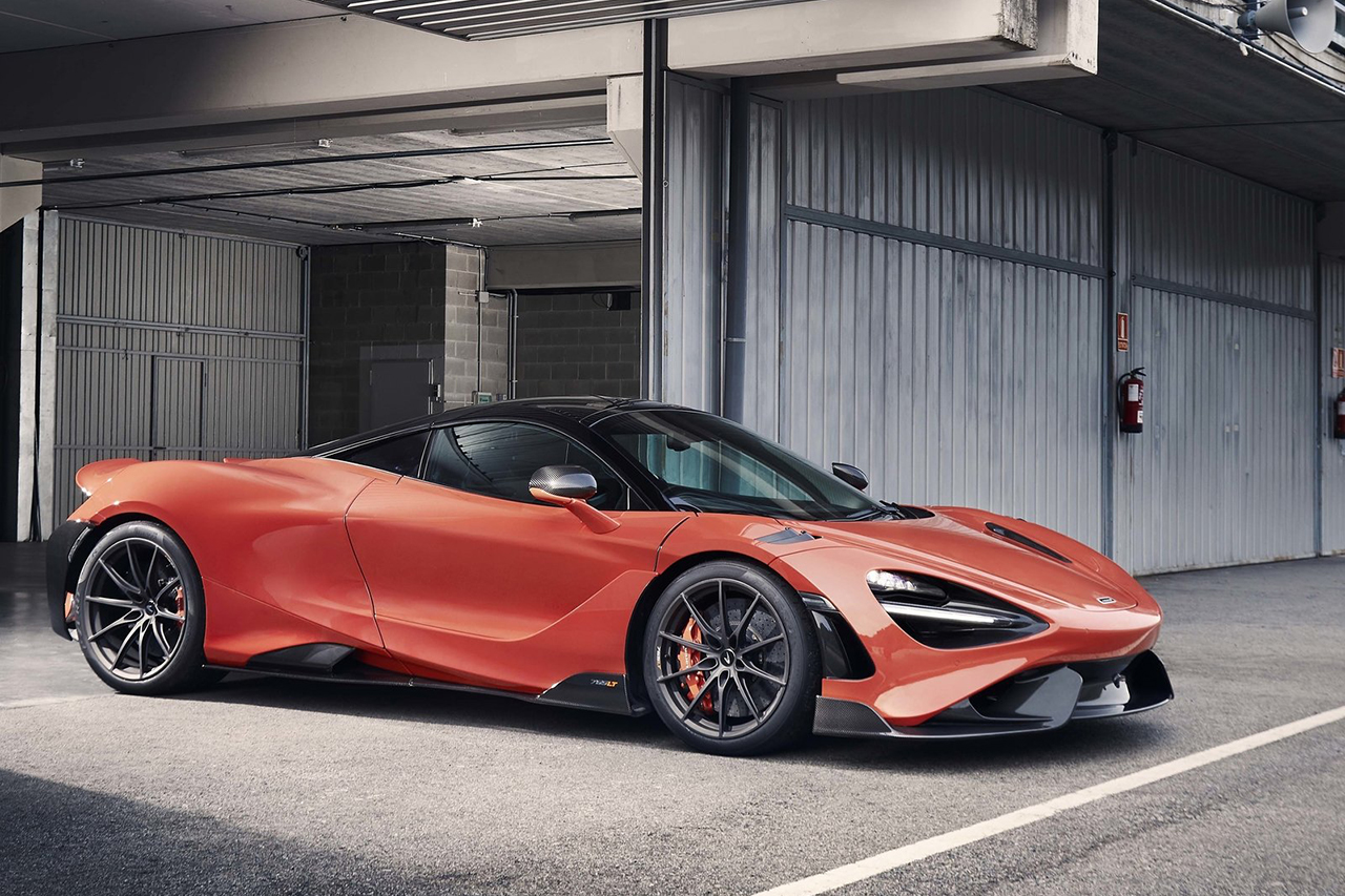McLaren-765LT-2021-1600-01.jpg
