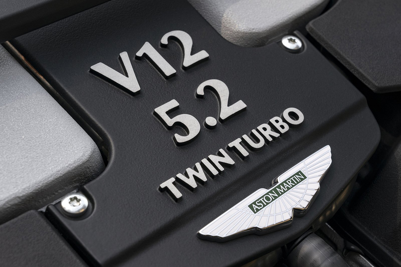 Aston_Martin-DBS_Superleggera_Volante-2020-1600-d8.jpg