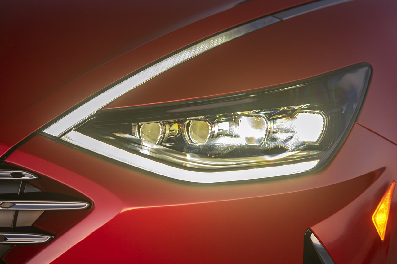 Hyundai-Sonata_Hybrid-2020-1600-23.jpg