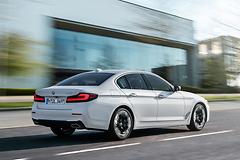 BMW-5-Series-2021-1600-19.jpg