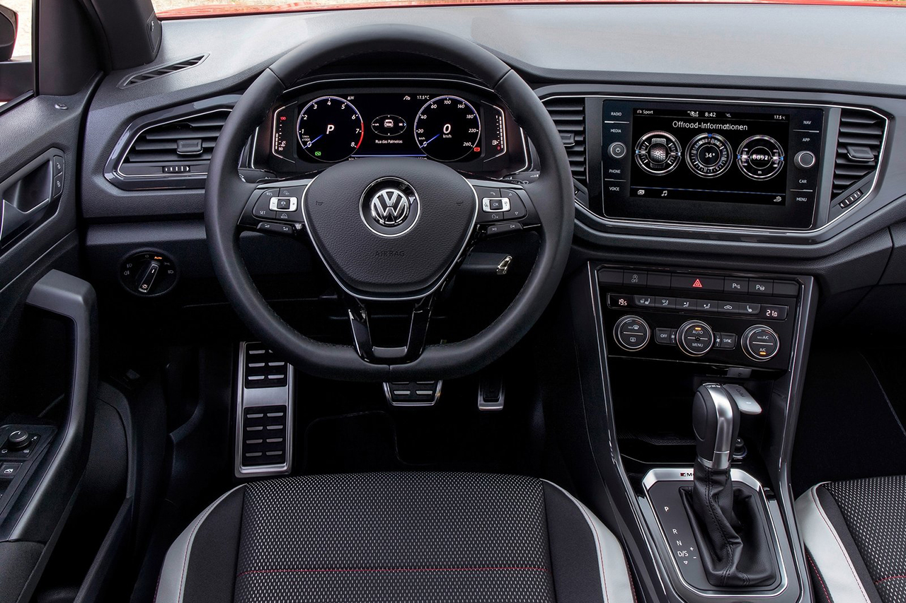 Volkswagen-T-Roc-2018-1600-63.jpg