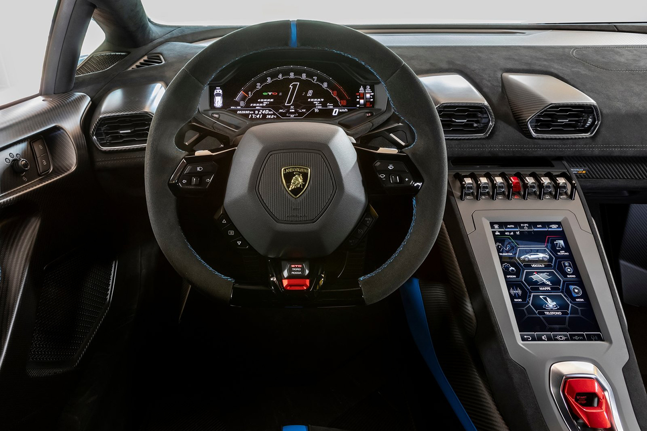 Lamborghini-Huracan_STO-2021-1600-a2.jpg
