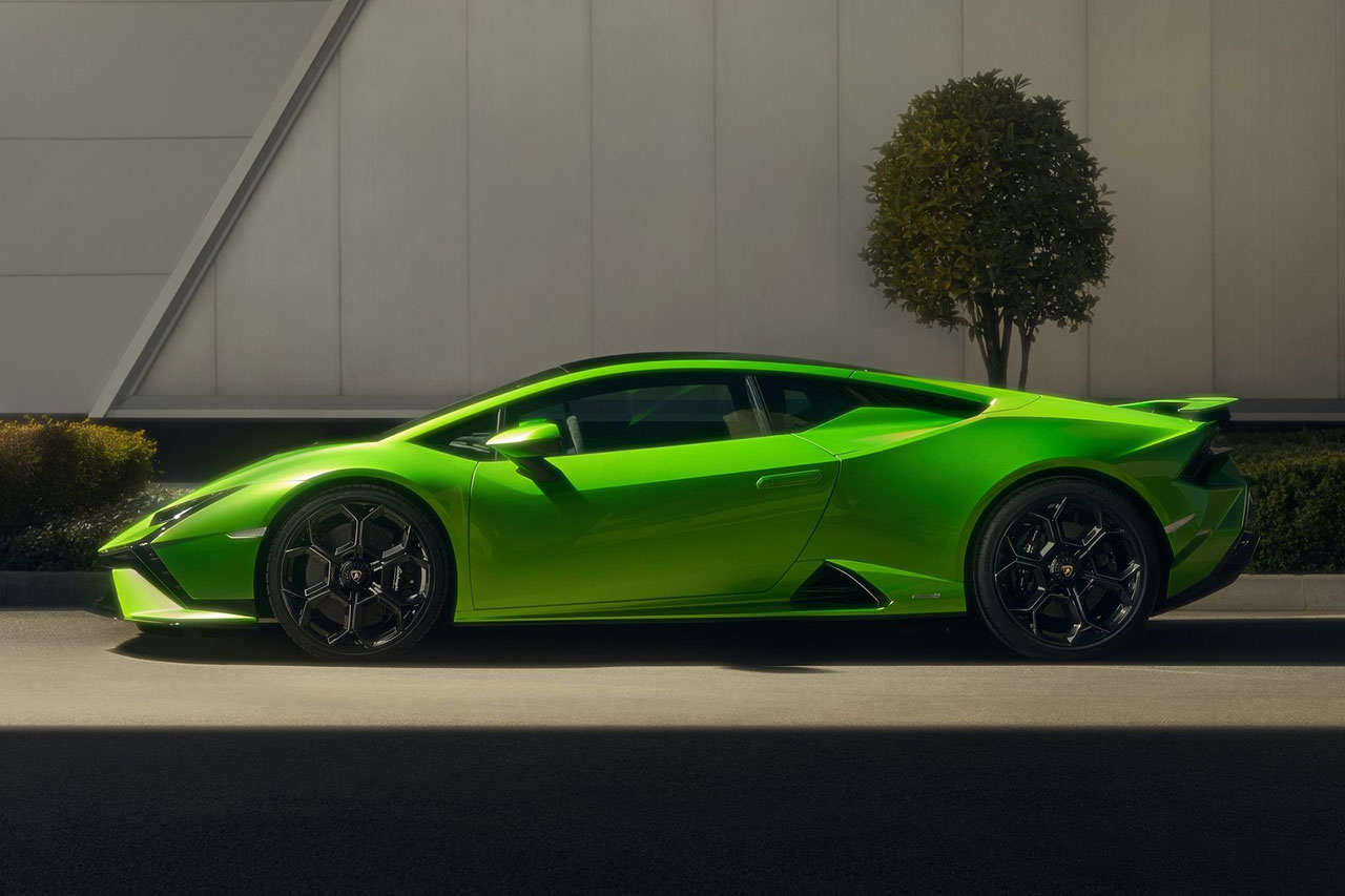 Lamborghini-Huracan_Tecnica-2023-1600-1e.jpg