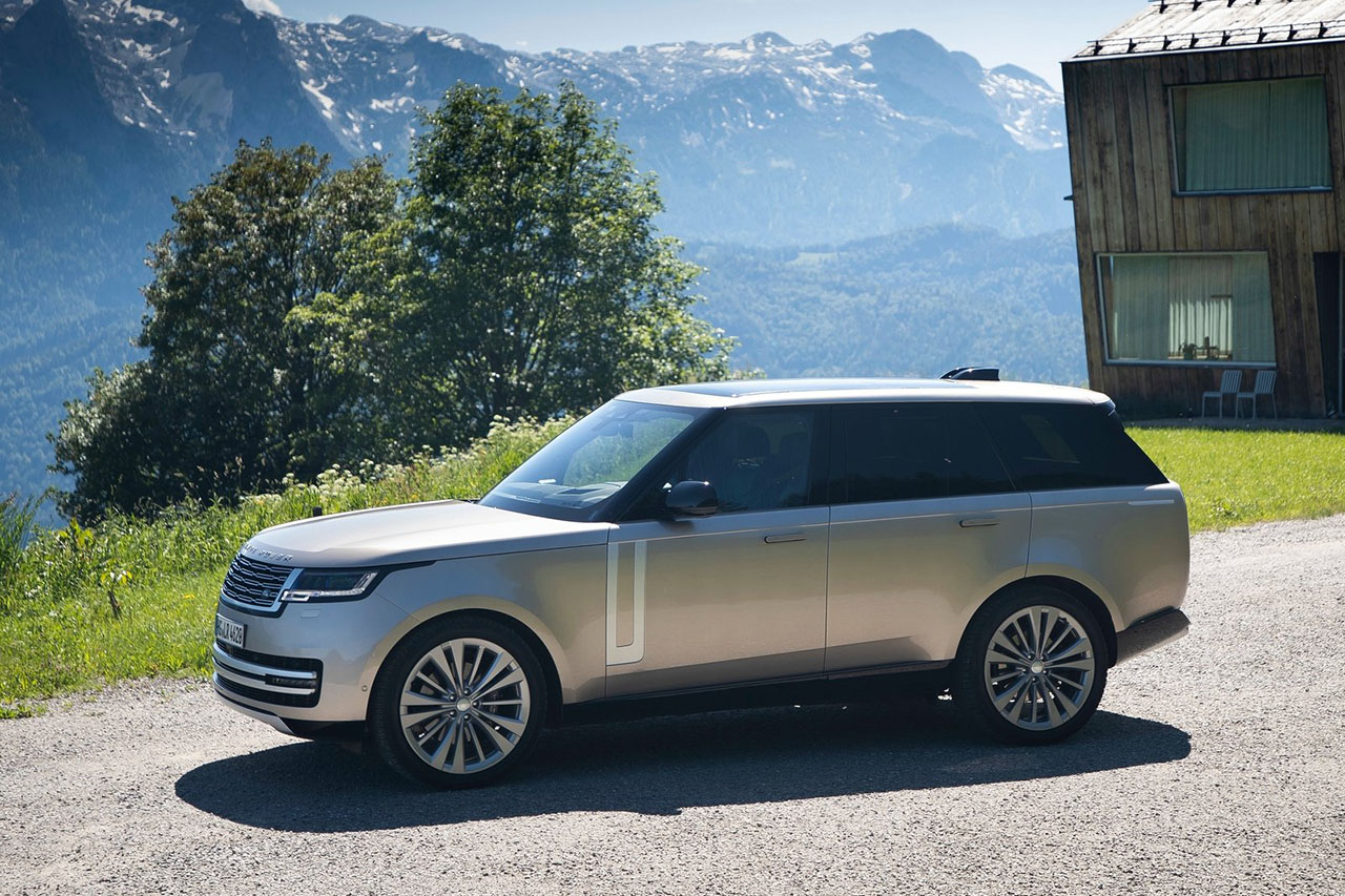 Land_Rover-Range_Rover-2022-1600-0a.jpg