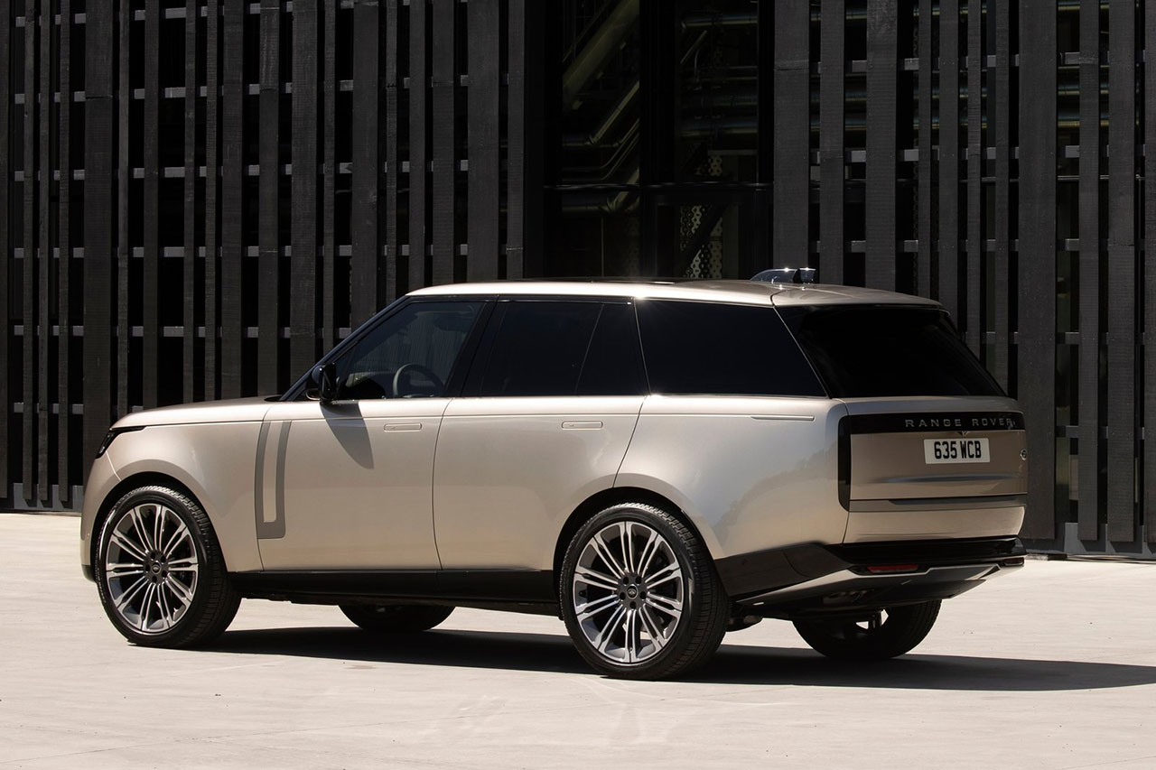 Land_Rover-Range_Rover-2022-1600-57.jpg
