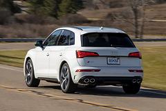 Audi-SQ5_US-Version-2021-1600-13.jpg