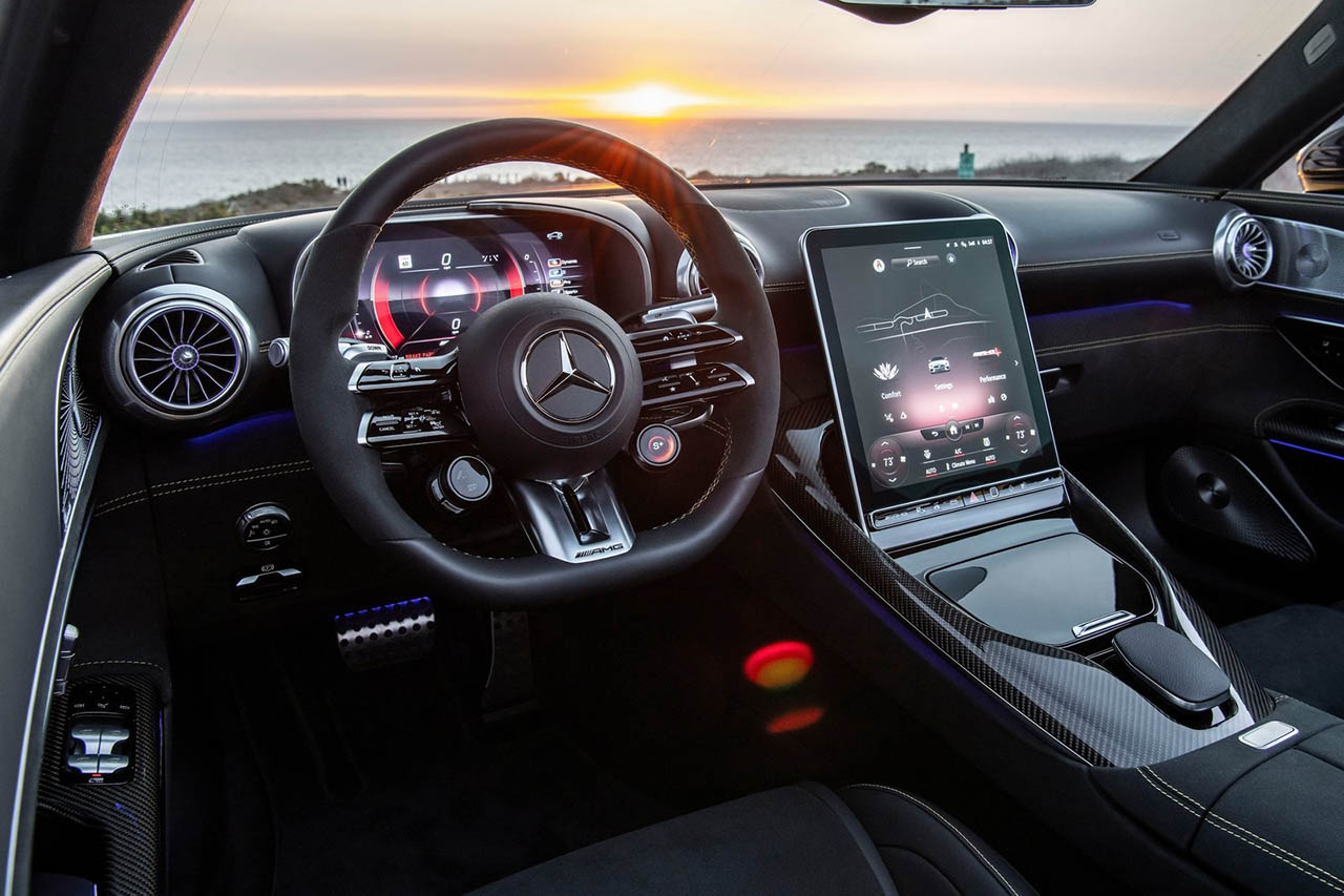 Mercedes-Benz-SL_63_AMG-2022-1600-42.jpg
