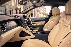 Bentley-Bentayga_Hybrid-2021-1600-2b.jpg