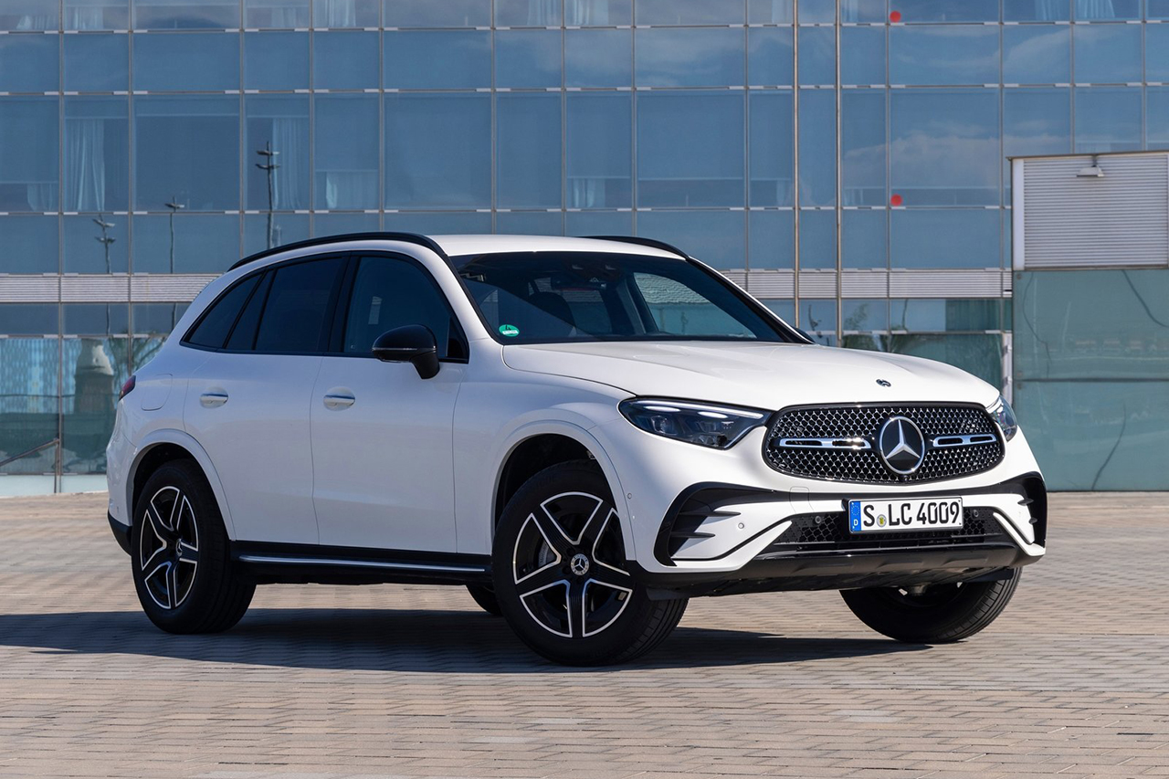 Mercedes-Benz-GLC-2023-1600-0b.jpg