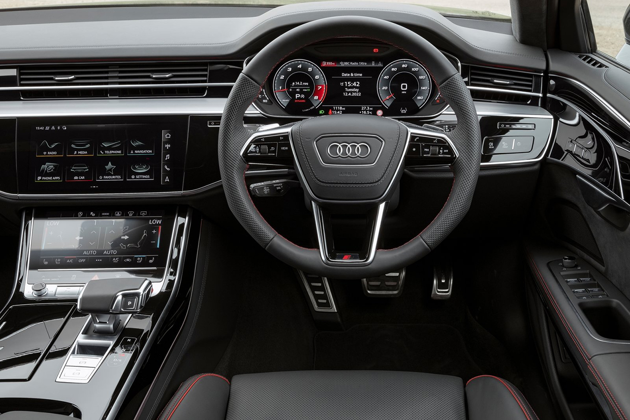 Audi-S8_UK-Version-2022-1600-10.jpg