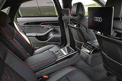 Audi-S8_UK-Version-2022-1600-14.jpg