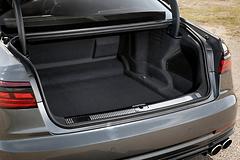 Audi-S8_UK-Version-2022-1600-2b.jpg