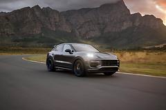 Porsche-Cayenne_Turbo_GT-2024-1600-02.jpg