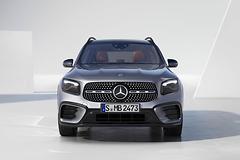 Mercedes-Benz-GLB-2024-1600-04.jpg