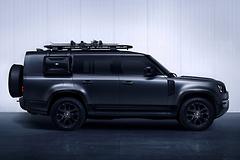 Land_Rover-Defender_130_Outbound-2024-1600-03.jpg