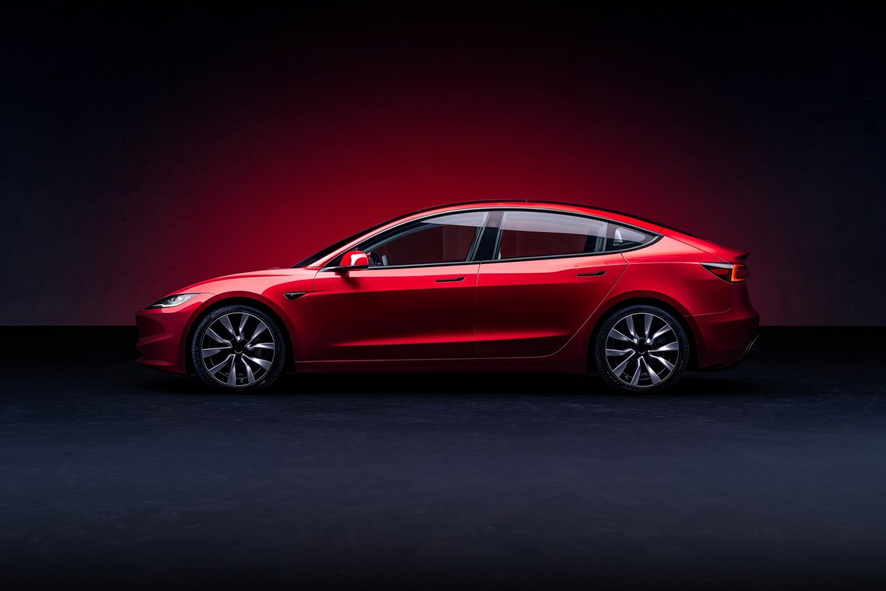 Tesla-Model_3-2024-1600-09.jpg
