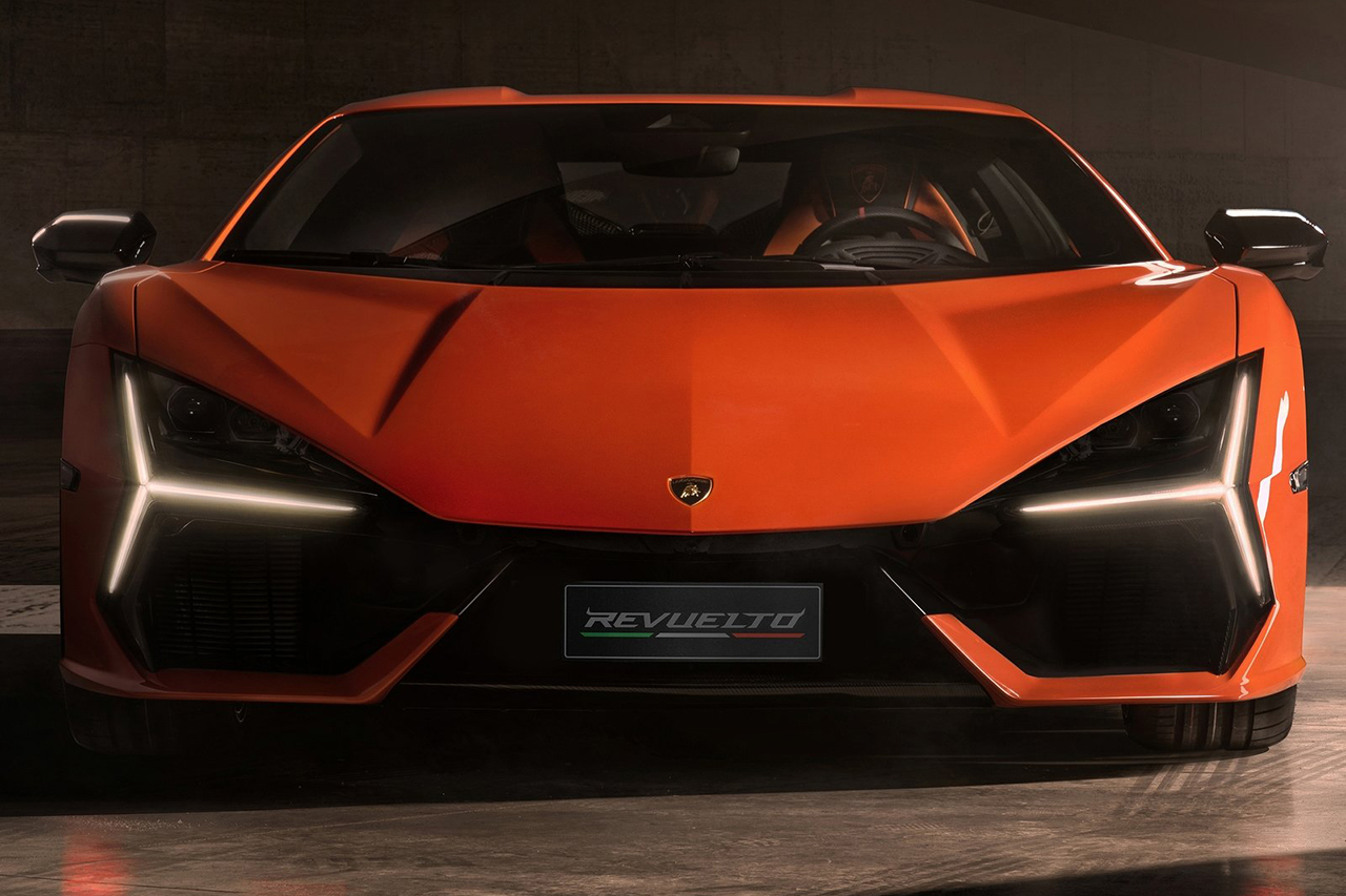 Lamborghini-Revuelto-2024-1600-17.jpg