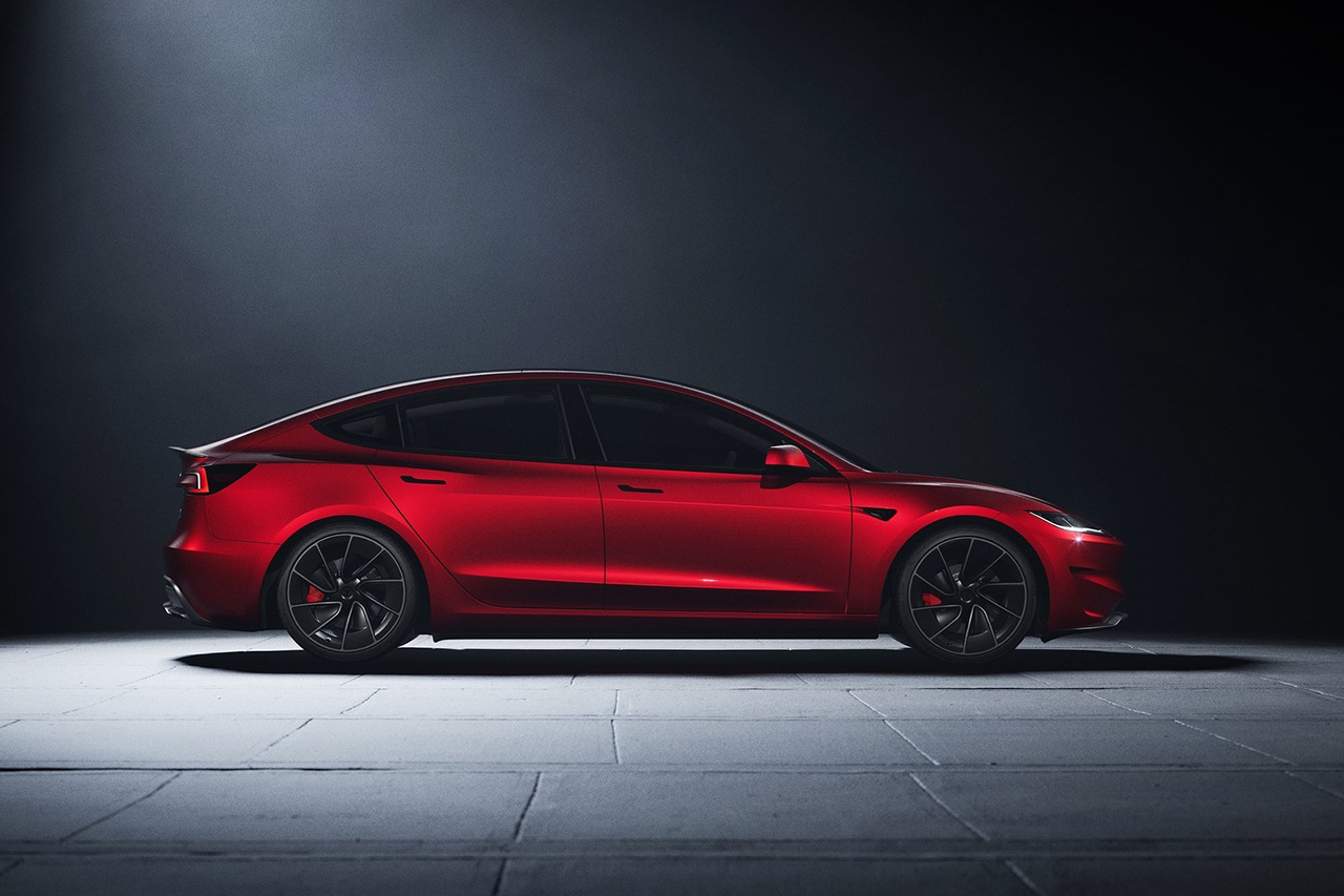Tesla-Model_3_Performance-2025-1600-0d.jpg