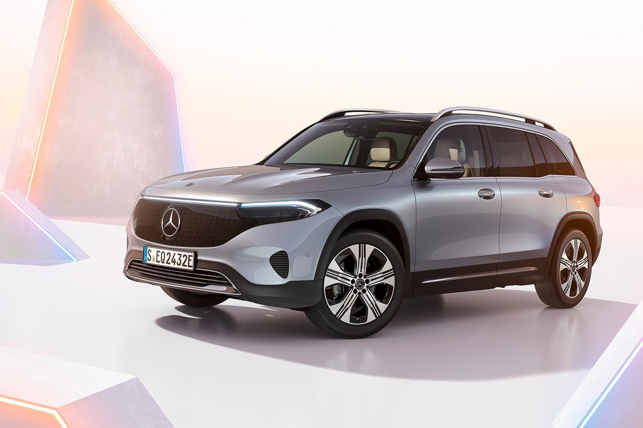 Mercedes-Benz-EQB-2024-1600-08.jpg
