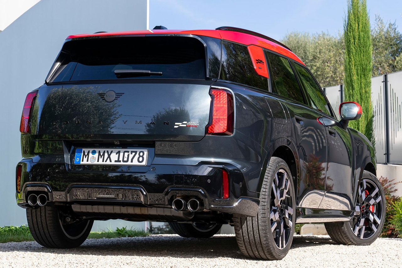 Mini-John_Cooper_Works_Countryman_ALL4-2024-1600-21.jpg