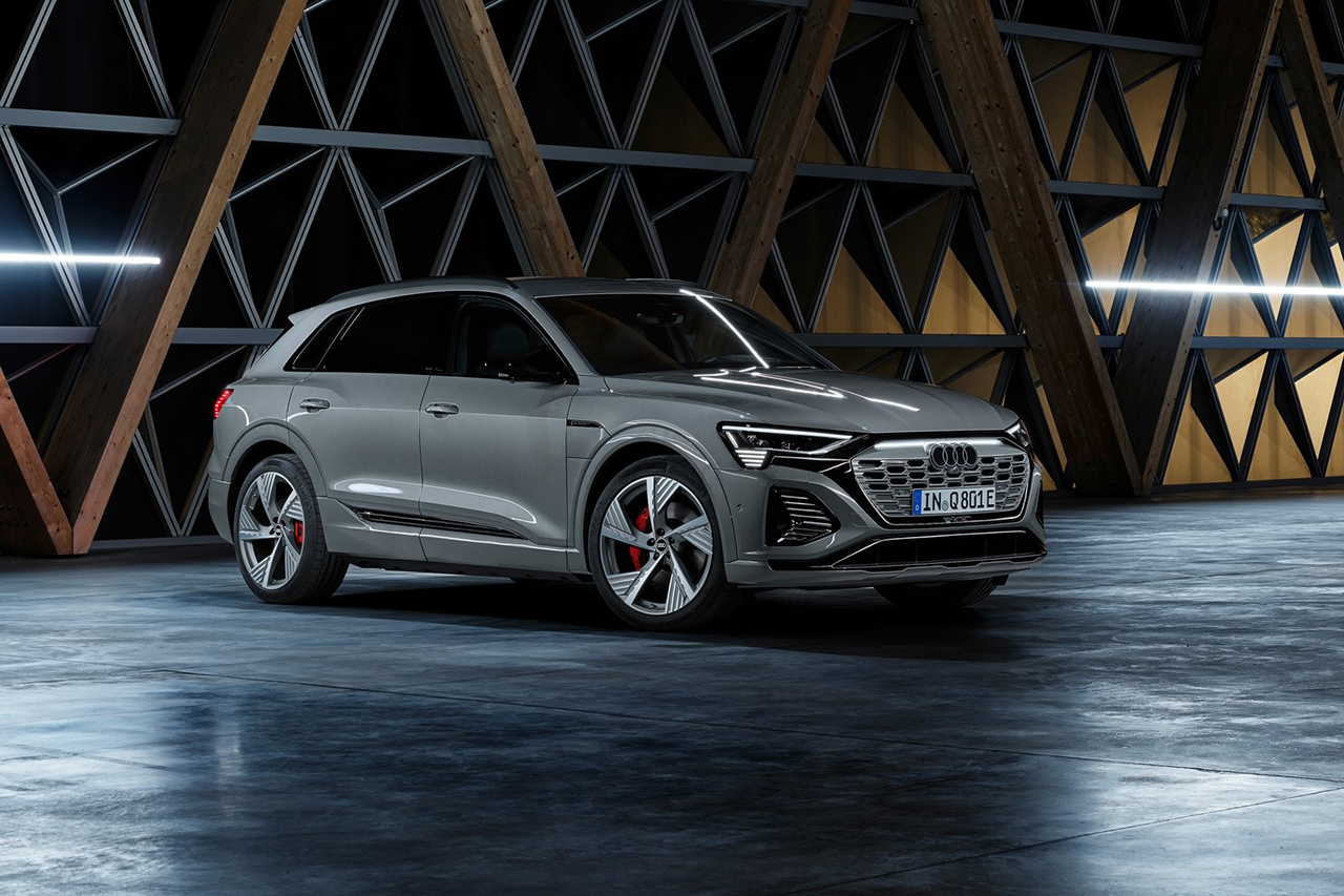 Audi-Q8_e-tron_quattro-2024-1600-02.jpg