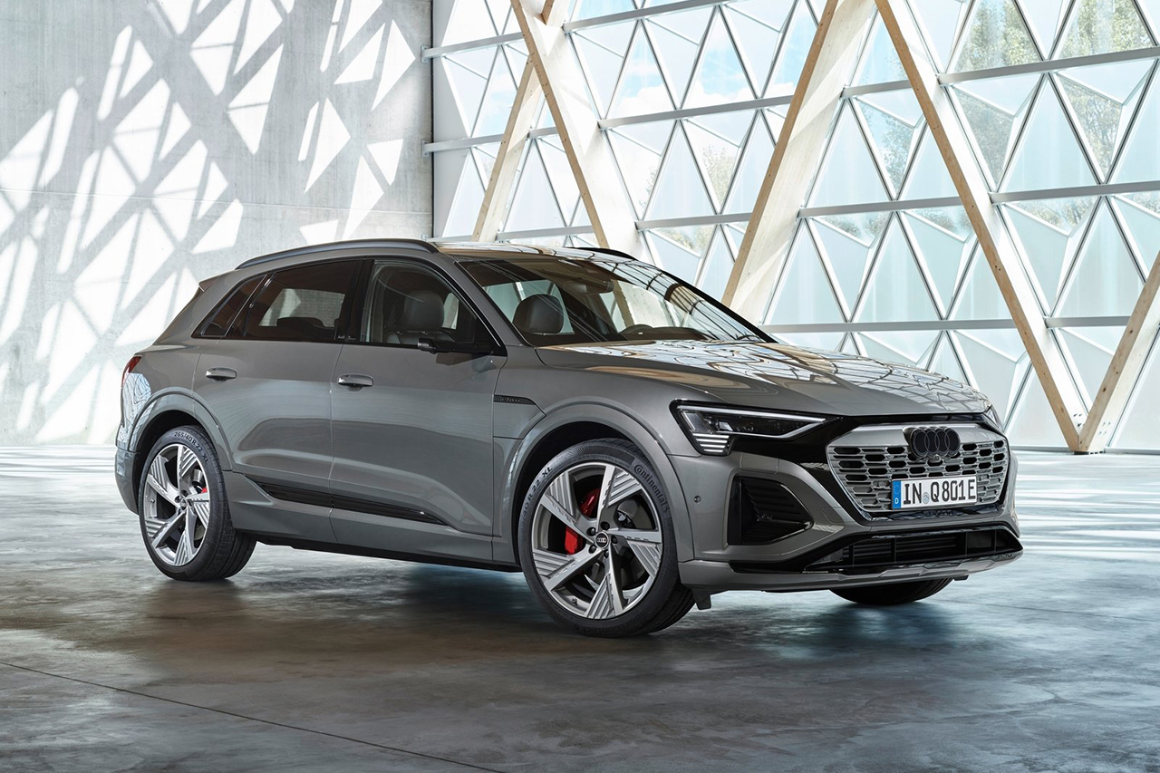 Audi-Q8_e-tron_quattro-2024-1600-03.jpg