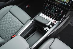 Audi-SQ8_Sportback_e-tron_Black_Edition_UK-Version-2024-1600-29.jpg