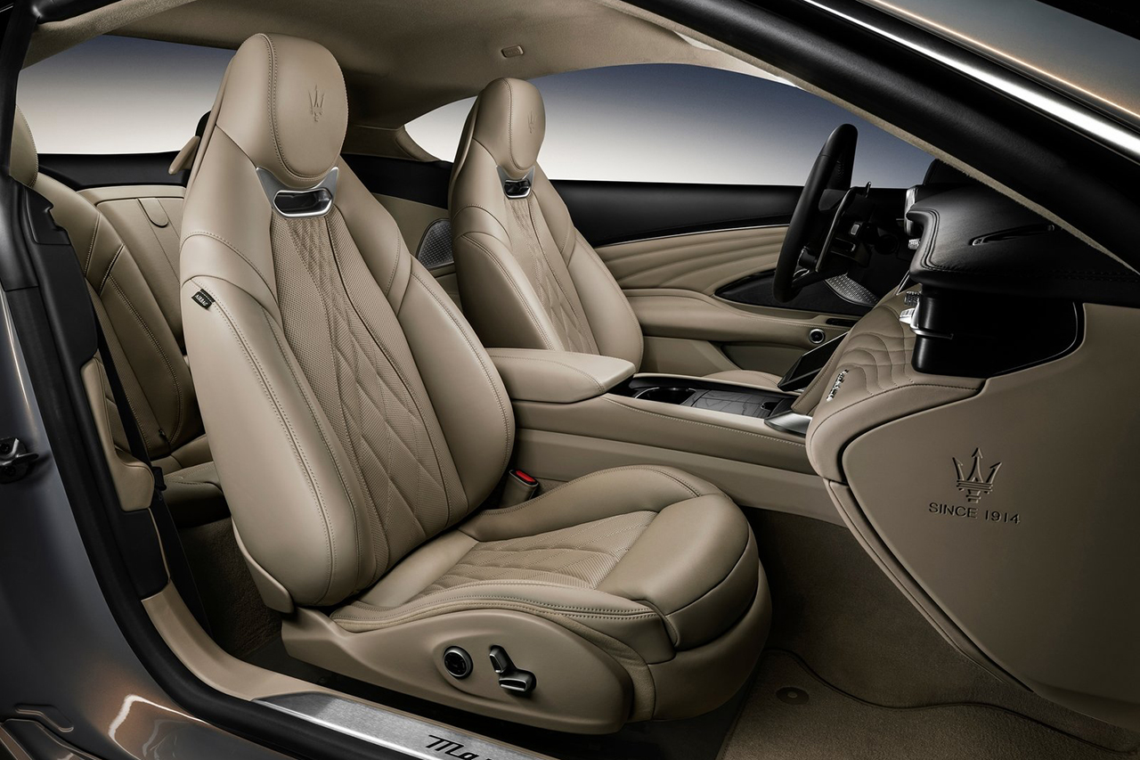 Maserati-GranTurismo-2023-1600-8c.jpg