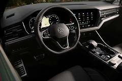 Volkswagen-Touareg-2024-1600-60.jpg